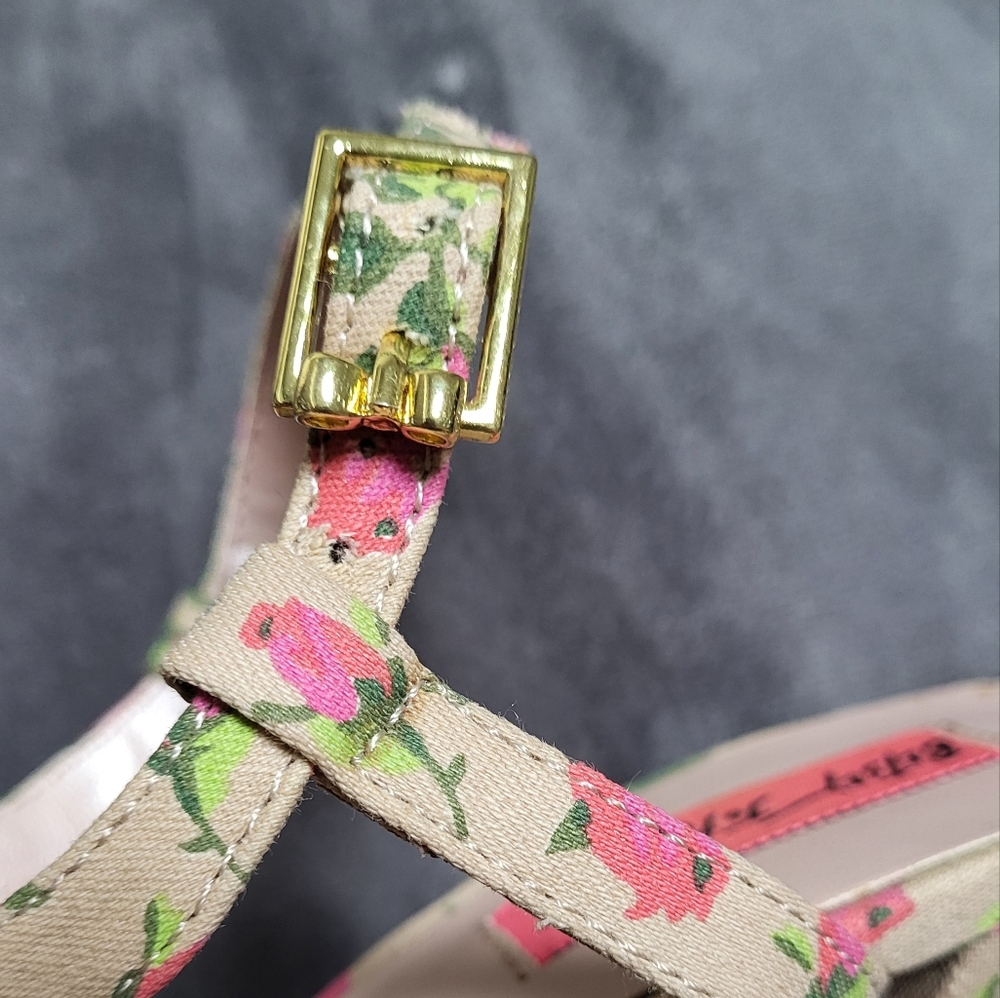 Betsey Johnson Haylie-D Platform Peep-Toe Heels Floral Roses Bow Ankle Strap 8M - Picture 8 of 10